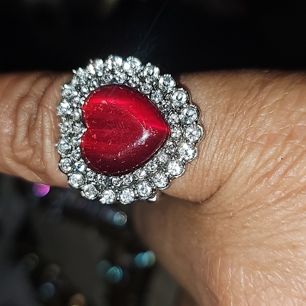 Beautiful Large Heart Red Adjustable Stretch Blin… - image 2